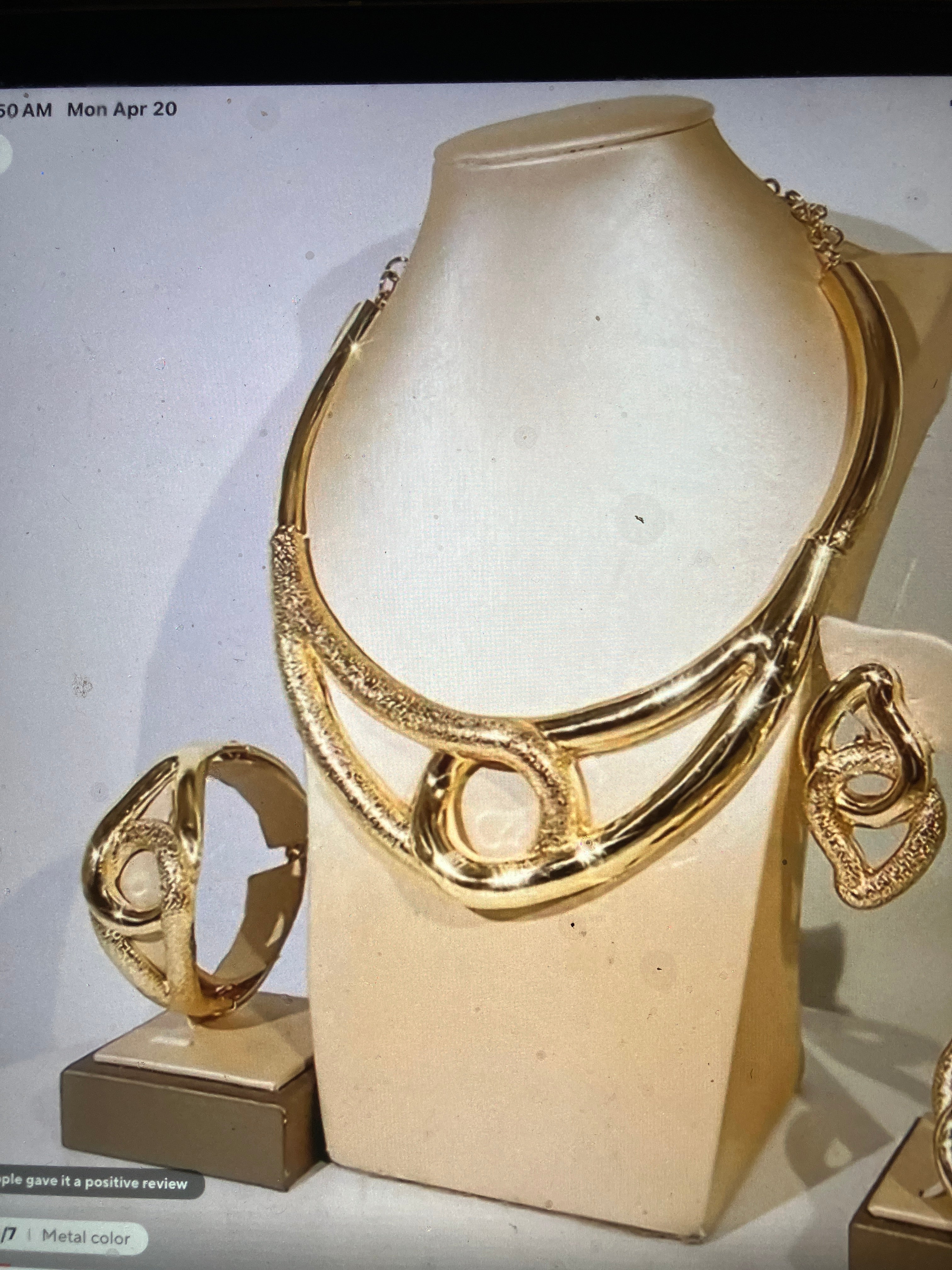 18k Gold 4 Piece Jewelry Set for discerningblackwomen